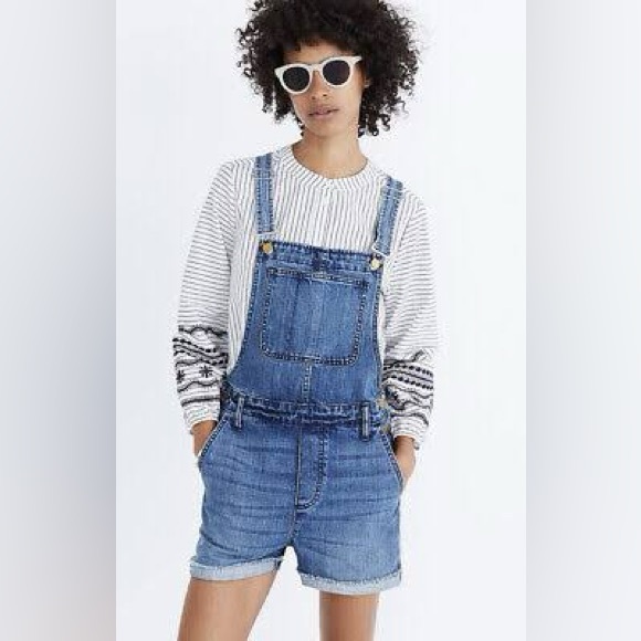Madewell Denim - Madewell Adirondack Short Overalls Dawkins Wash